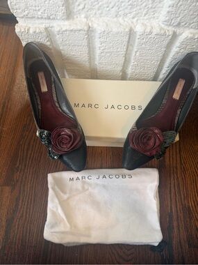 Marc Jacobs rose embellished ballet flats. Size: EU38.5/US8.5. With duster/box.